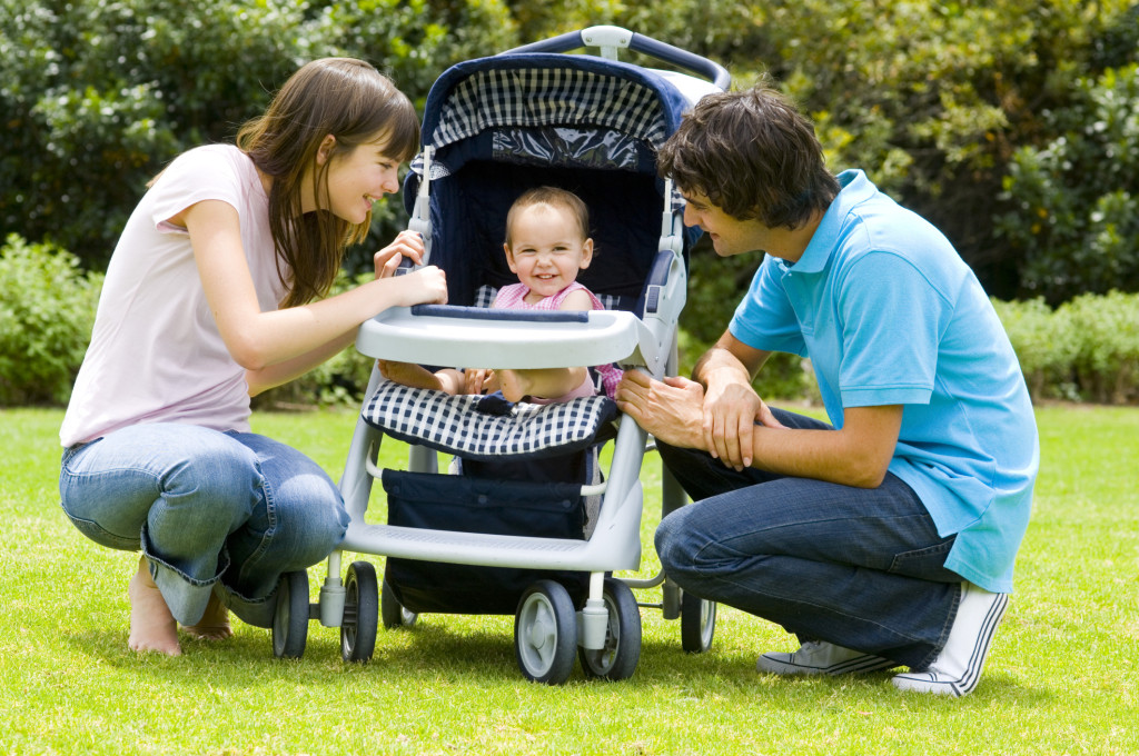 famille avec un enfant