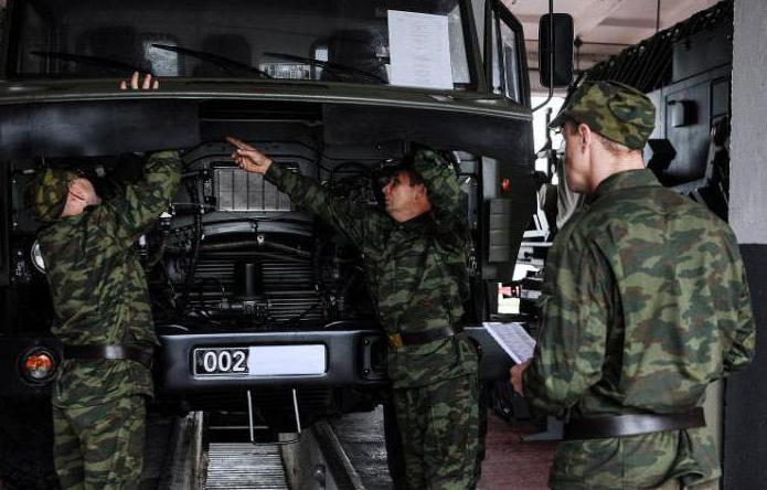 Citoyens recrutés pour un entraînement militaire