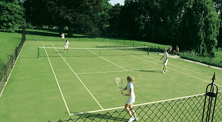 le coût de la construction d'un court de tennis