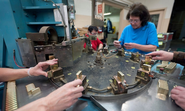 briquet faisant des machines