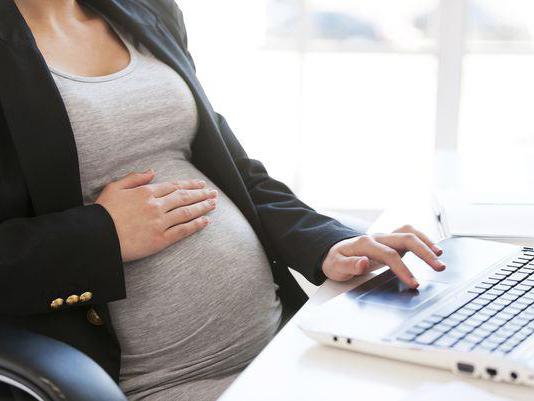 comment organiser un congé de maternité pour grand-mère