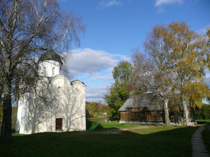 atracții Staraya Ladoga cu mașina