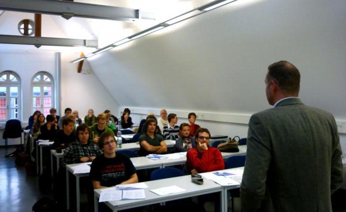 baccalauréat est un enseignement supérieur complet ou non