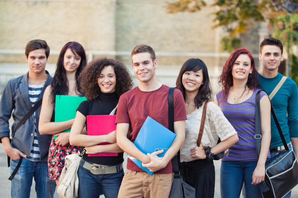 universități de stat cu învățământ la distanță