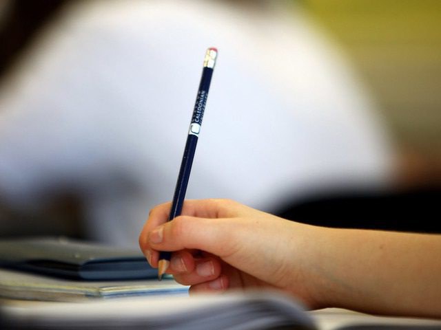 plângere colectivă împotriva probei profesorilor