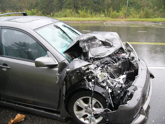 abandon în asigurare auto