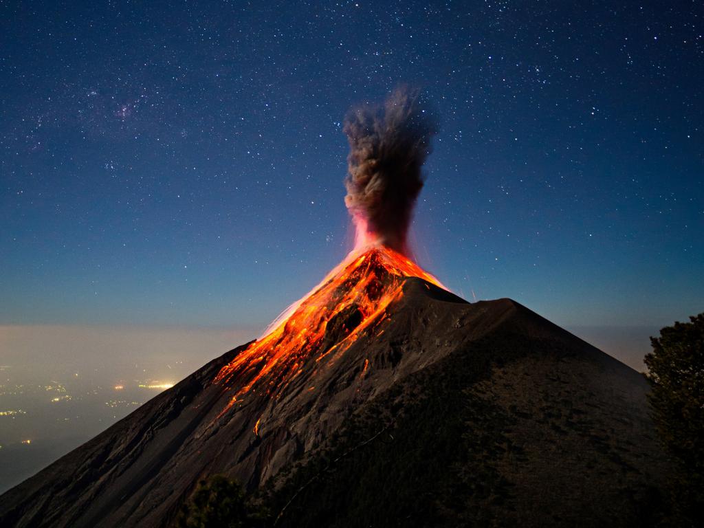 Erupția vulcanului