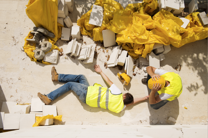 procéder à une évaluation spéciale des conditions de travail