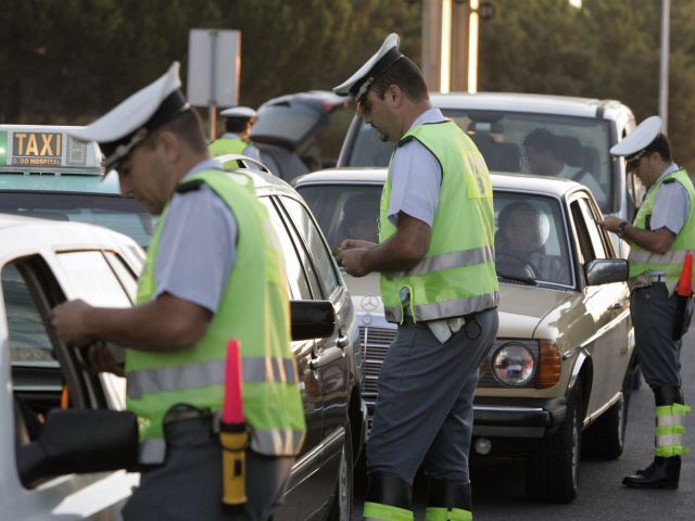 achită amenda poliției rutiere cu numărul de decizie